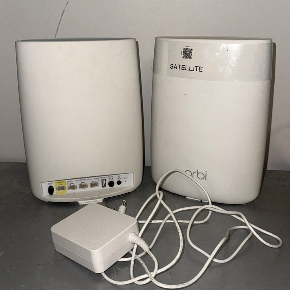 ORBI Mesh Router Satellite